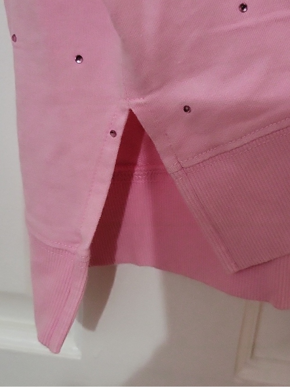 White Birch Rhinestone Cotton Pink Crew V Neck Short Sleeve Oversized Top NWOT - Picture 12 of 16